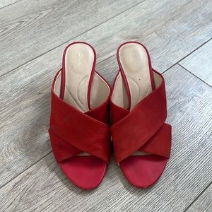 Clarks Artisan Heels